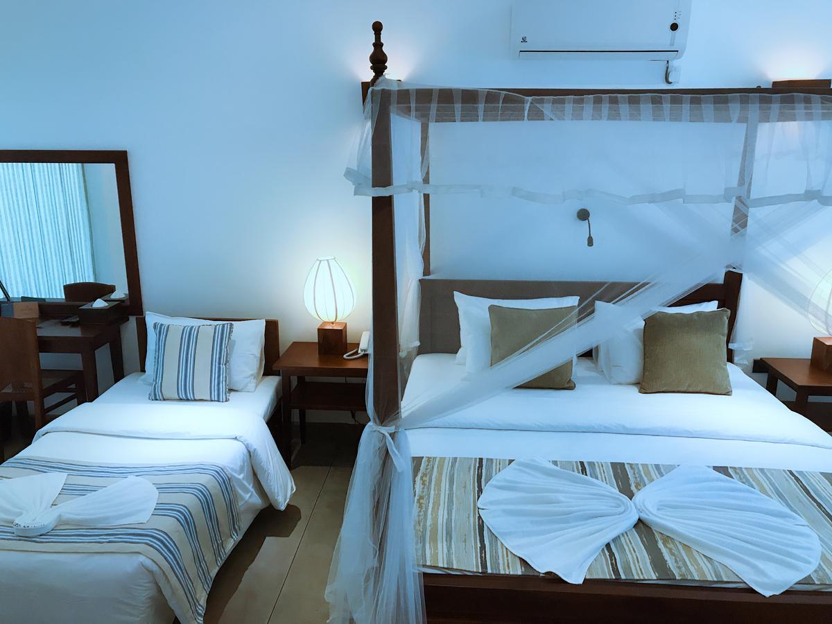 Hotel Coza Ceylon Dehiwala-Mount Lavinia Zewnętrze zdjęcie